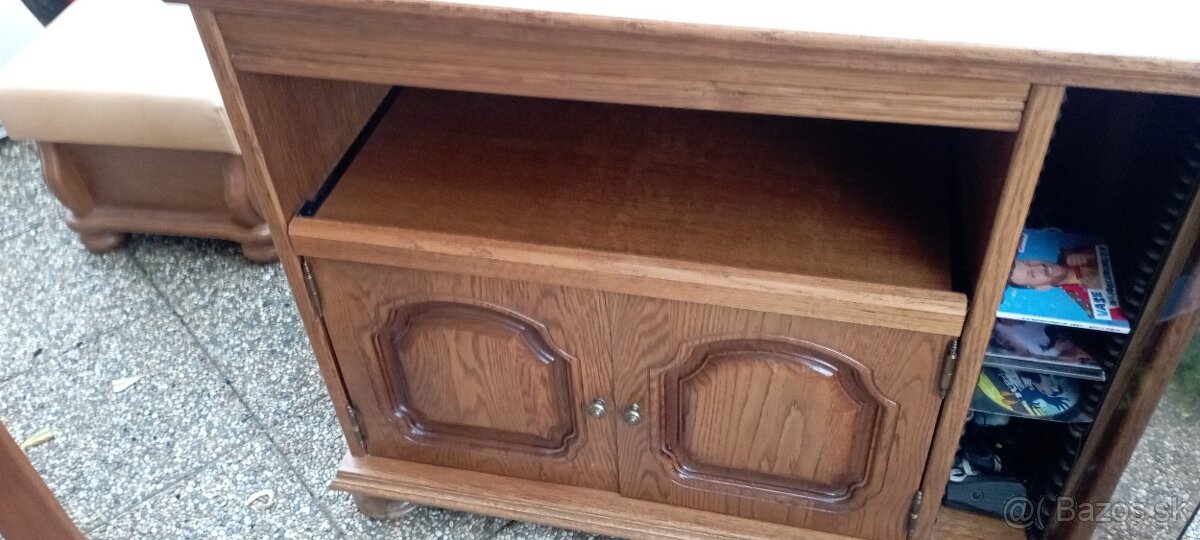Rustikálna skrinka pod televízor - 8