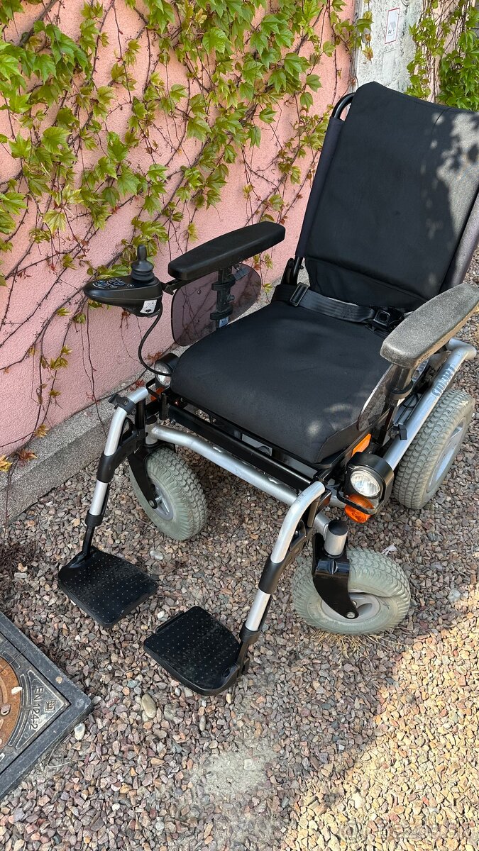 Predam Elektrický invalidní vozík Meyra Smart 906 - 8
