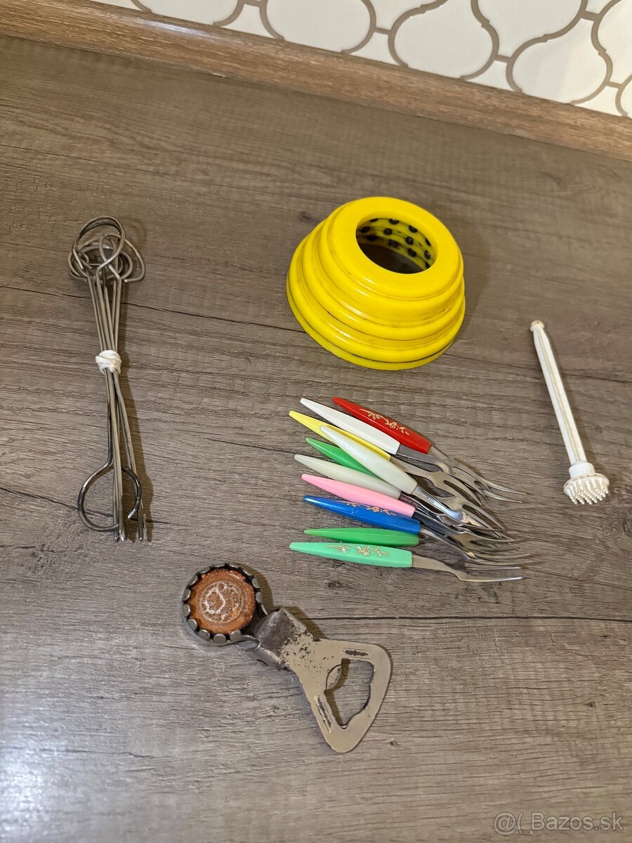 Retro kuchynské pomôcky - 8