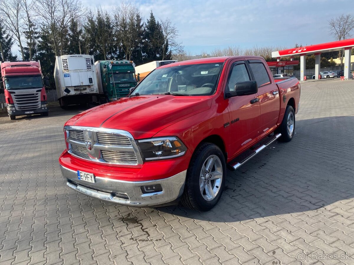 Dodge Ram 5,7 Hemi rok 2013 - 8