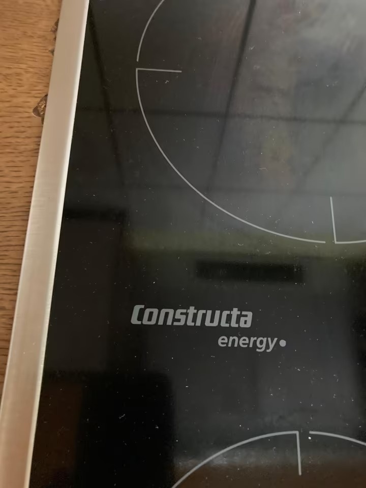 Masívna kuchynská linka z Nemecka so spotrebičmi - 8