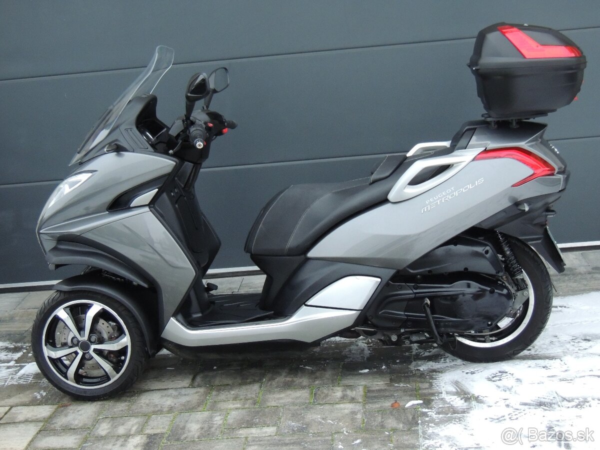 PEUGEOT METROPOLIS 400 2017 ABS TCS,,B" vodičák - 8