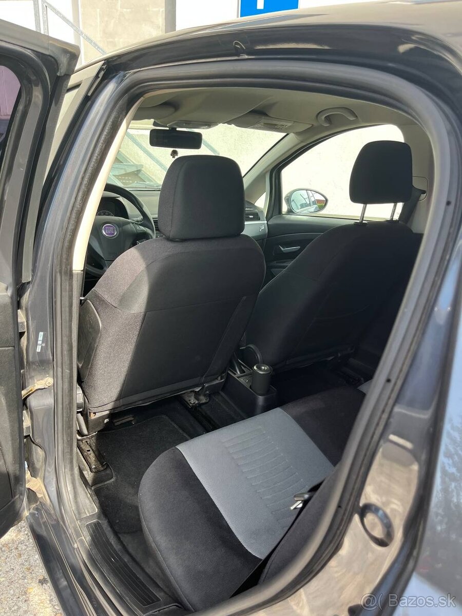 Fiat Grande Punto 2009 - 8