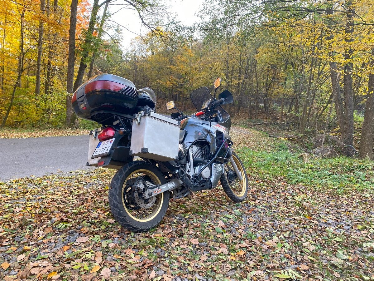 Honda transalp 600 - 8