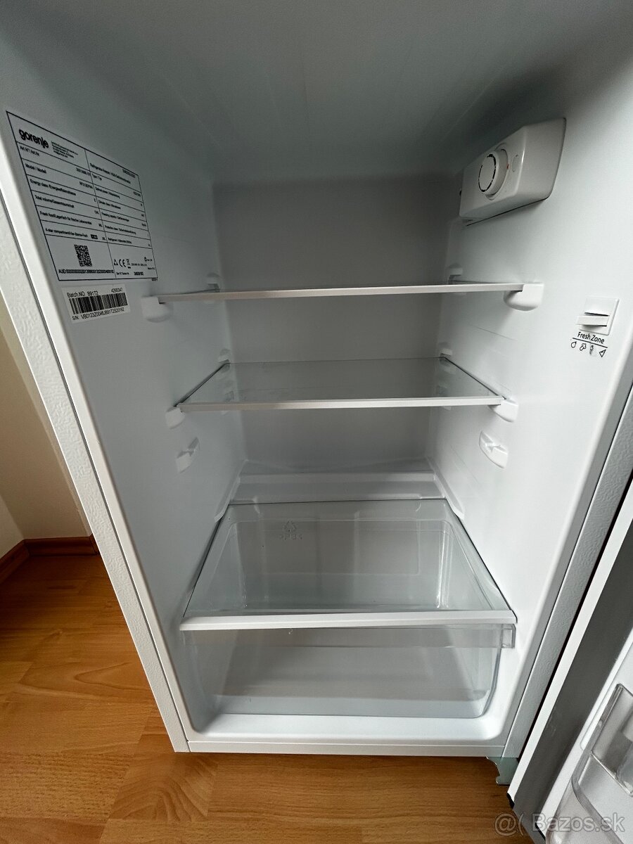 Chladnička s mrazničkou Gorenje RF212EPW4 - ako nová - 8