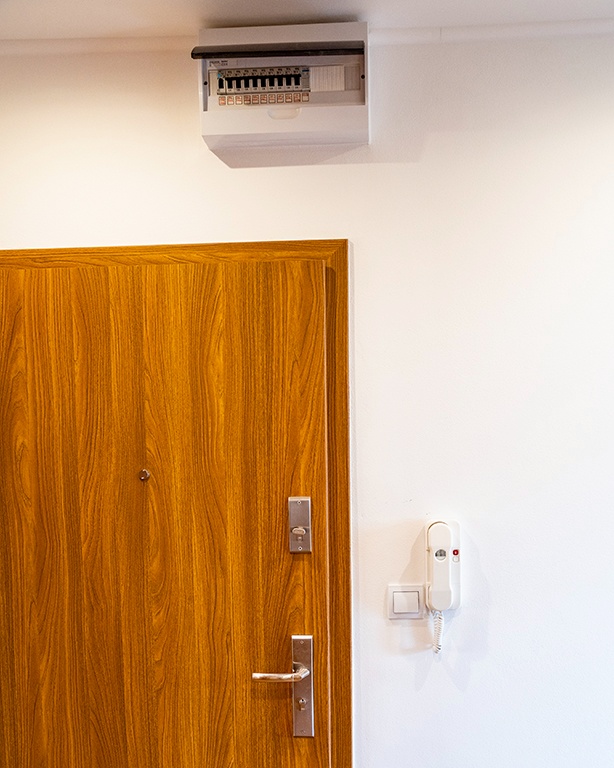 2-IZBOVÝ BYT NA ULICI MLÁDEŽE-ZNÍŽENÁ CENA - 8