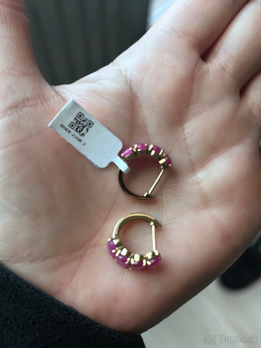 Zlaté náušnice s rubínmi - 8