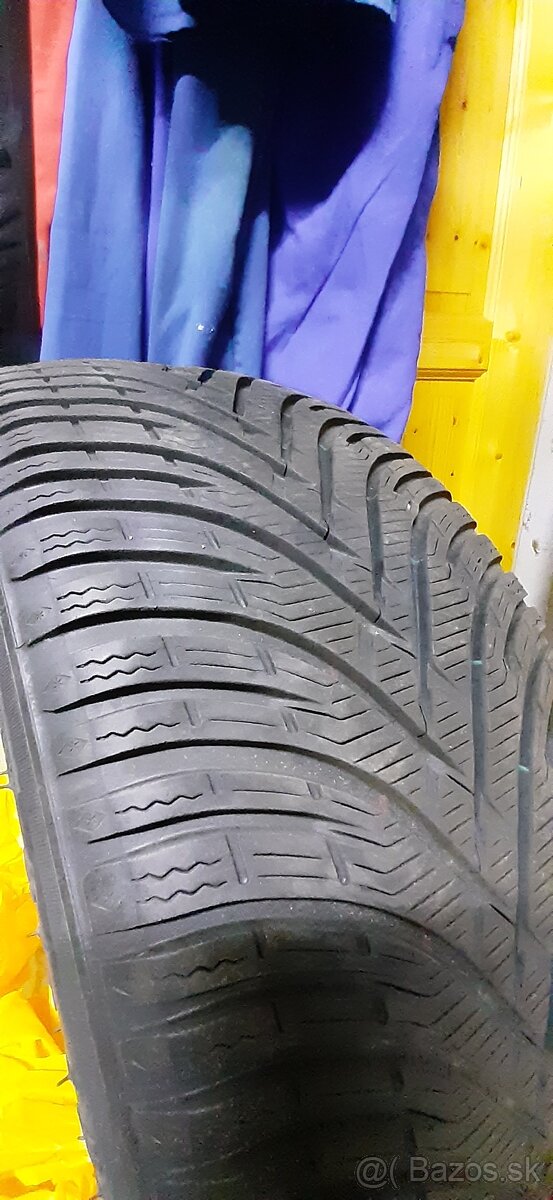 Kleber 235/45 R18 Kleber Krisalp zimnú . - 8