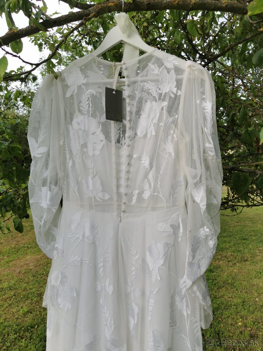 ASOS, Eliza floral embroidered long sleeve , M - 8