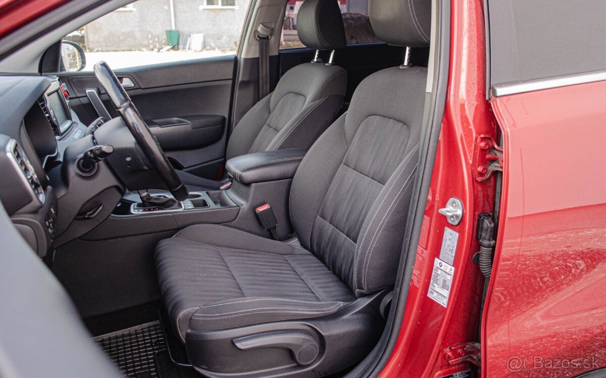 Kia Sportage 2.0 CRDi 4WD AT - 8