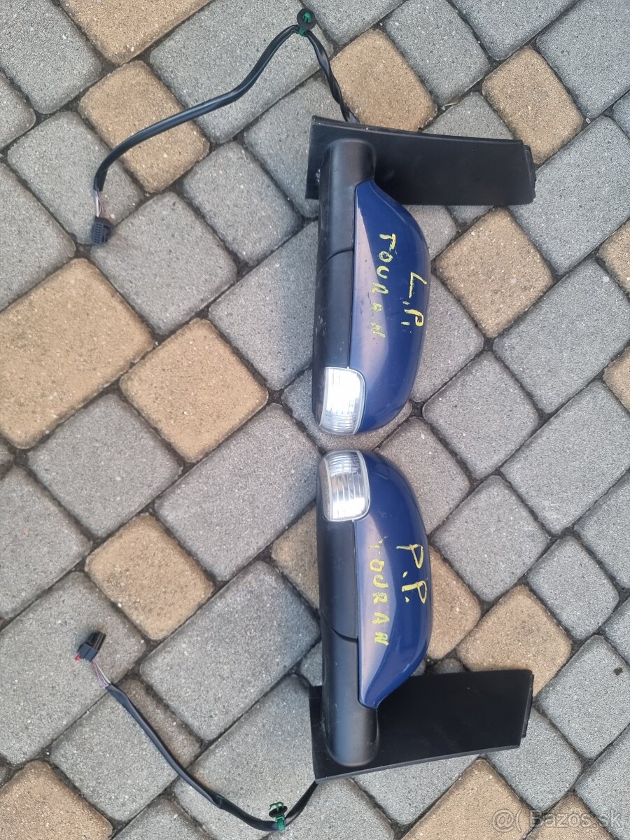 zadné svetlo vw touran - 8