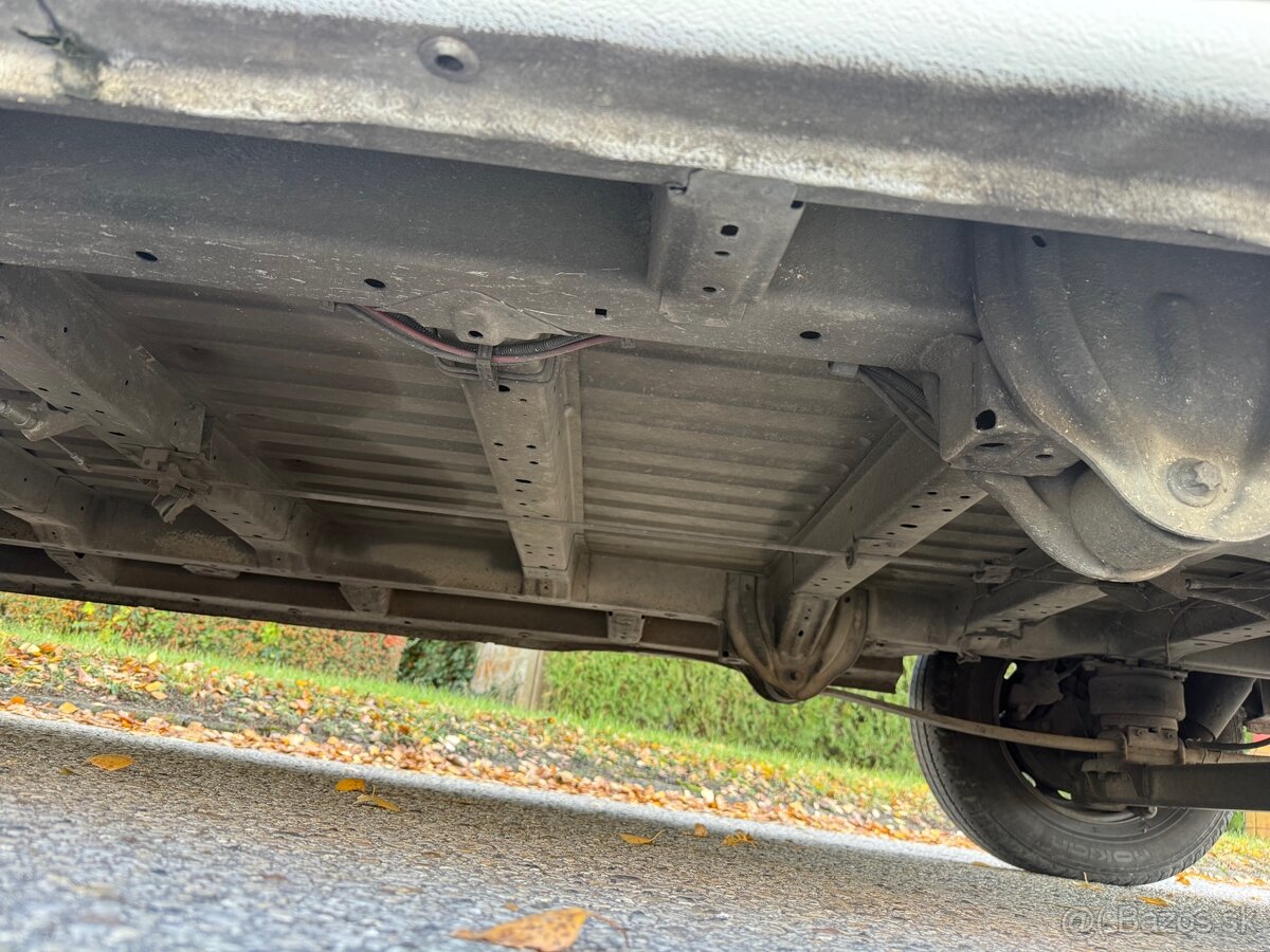 Fiat Ducato 2.3 JTD Iveco motor - 8