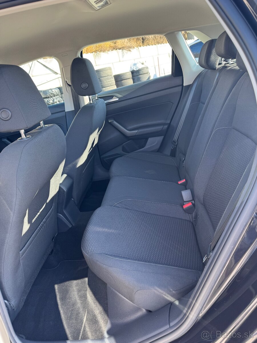 Volkswagen Polo 1,0 - 8