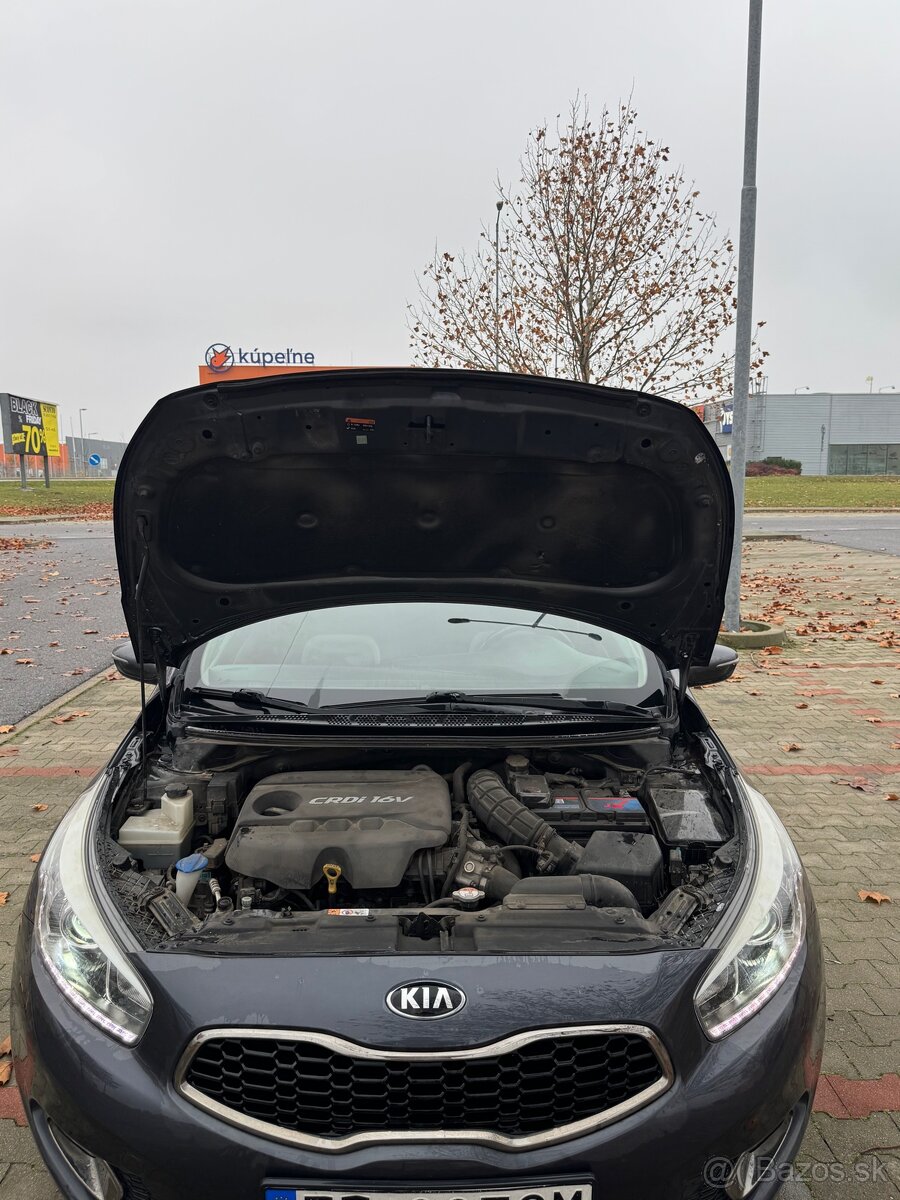 Predám Kiu Ceed 2012, 1.6 Turbo diesel, 96 kW. - 8