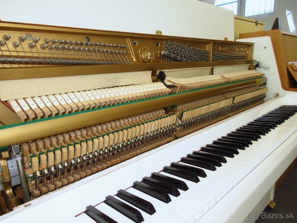 moderný luxusný klavír - 8