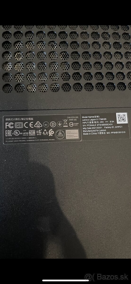 Herný notebook 17 palcovy - 8