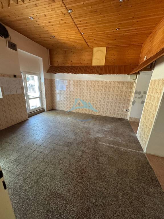 Obchodné priestory na predaj centrum mesta Šahy - 8