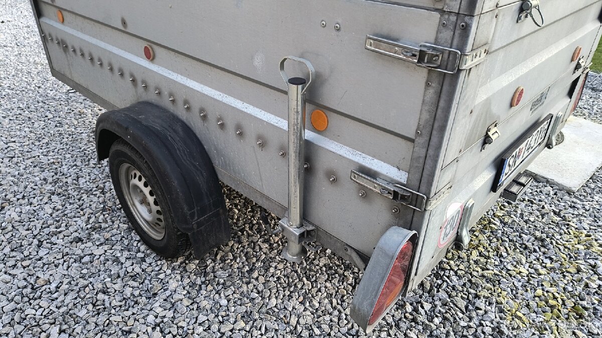 Prívesný vozík - 8