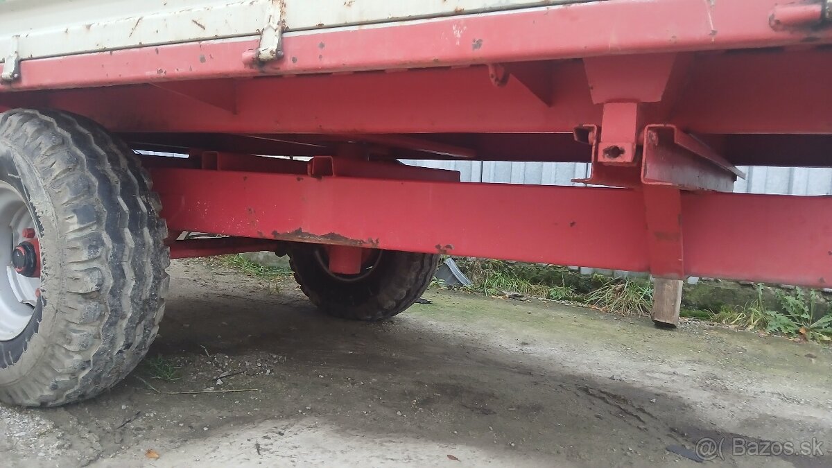 Ponukam vyklapaciu vlecku 5t - 8