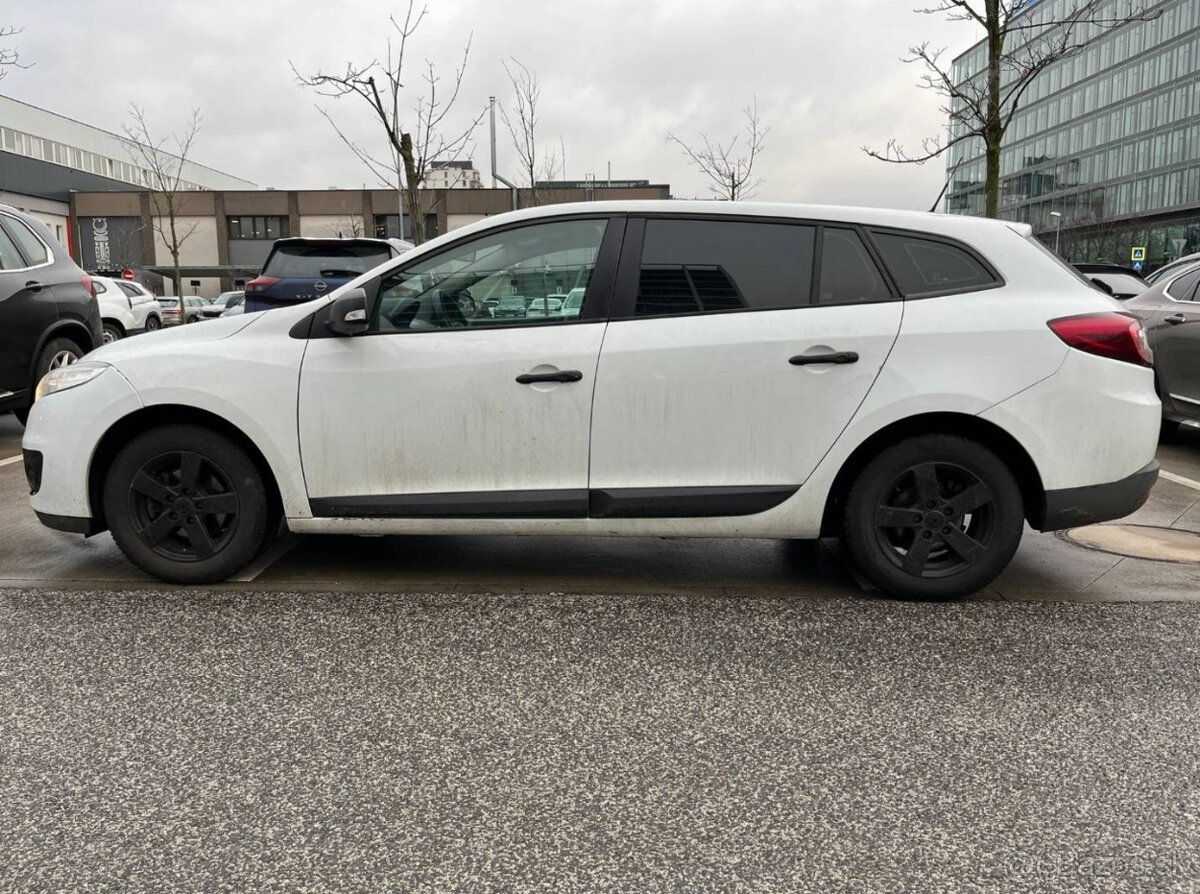 Renault Megane 1.6i - 8