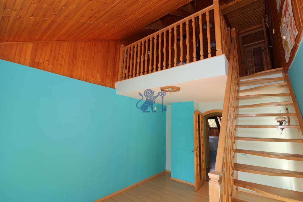 Na predaj 8 izbový rod. dom v lukratívnej časti Rače, Popoln - 8