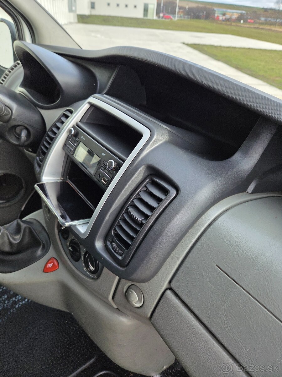 TRAFIC LONG 115 DCi 2,0 84kw 2013 - 8