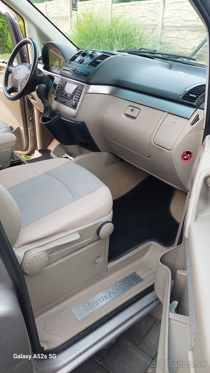Mercedes Benz Viano - 8