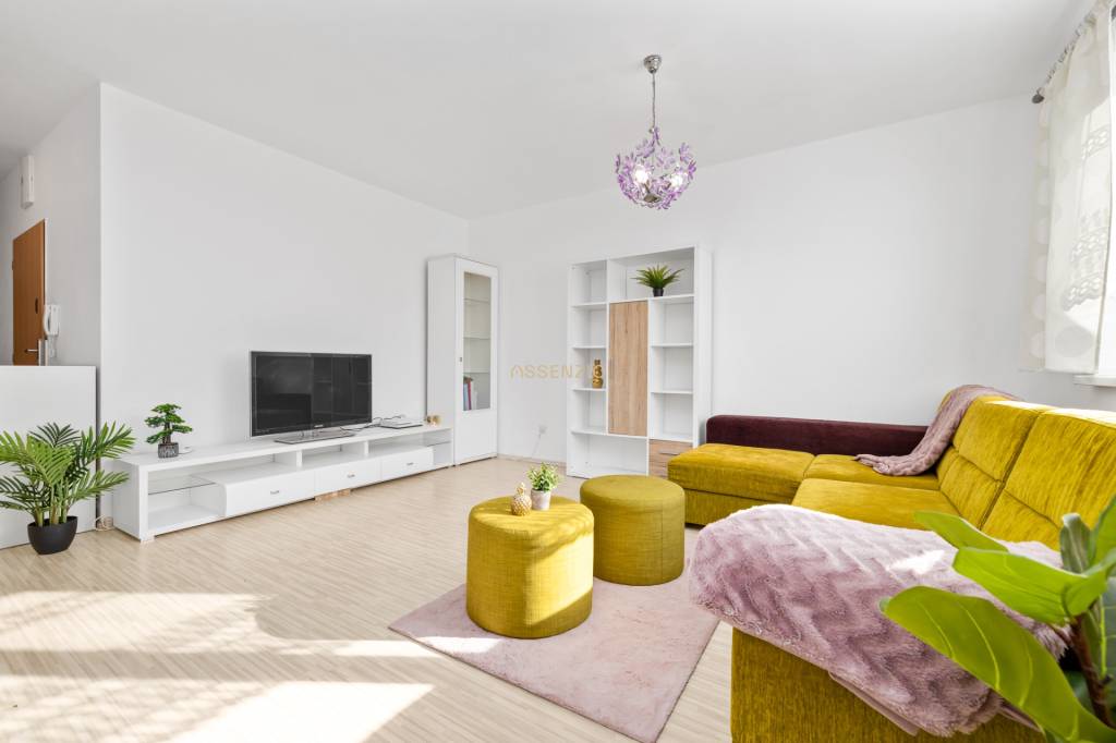 ASSENZIO - exkluzívne -PREDAJ - 3 IZBOVÝ BYT - 72M2 - HVIEZD - 8