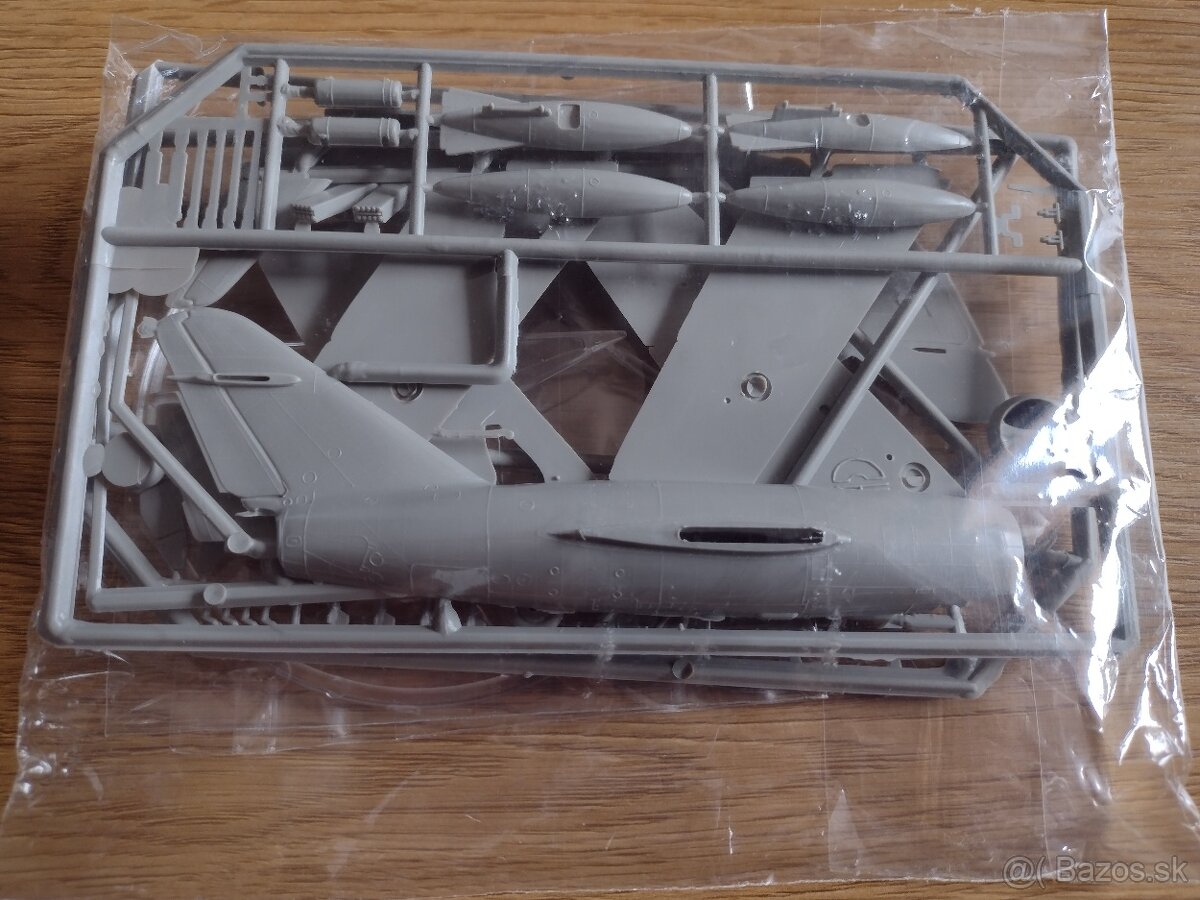 Plastikové modely 1:72 (14) - 8