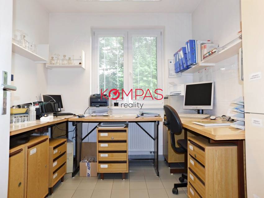 NOVÁ SUPER CENA PREDAJ BUDOVY S POZEMKOM NA PODN. ÚČELY, P - 8