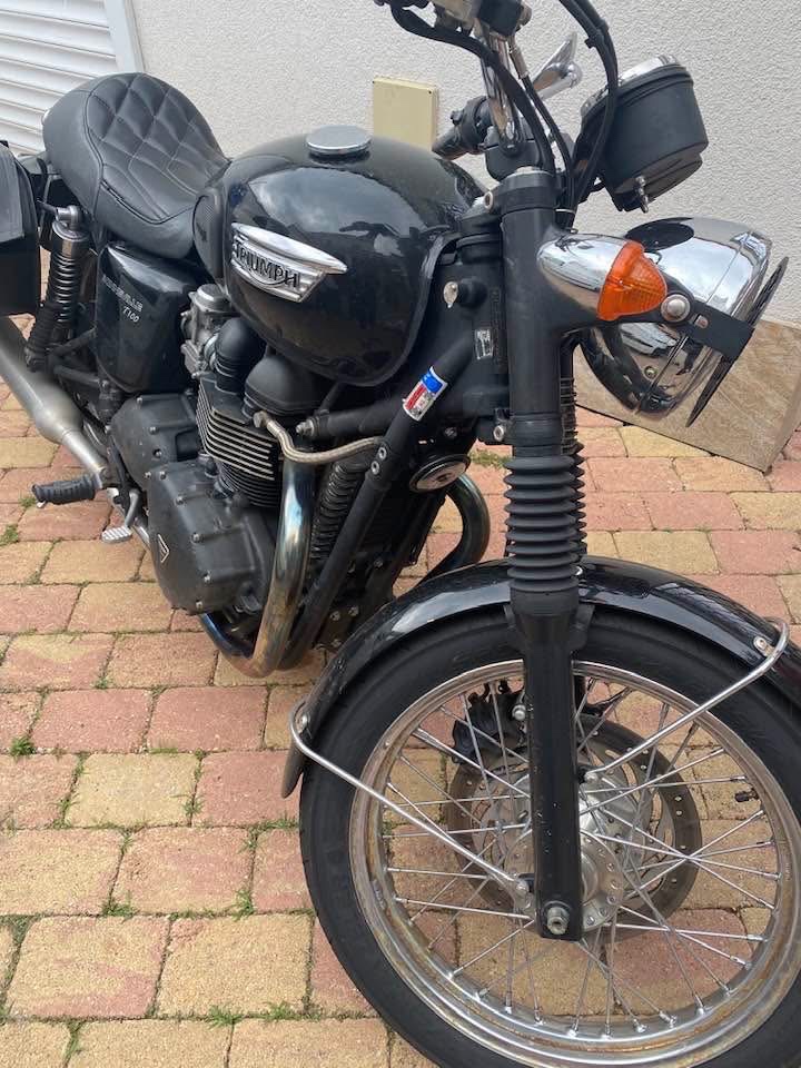 Triumph Bonneville T100 - 8