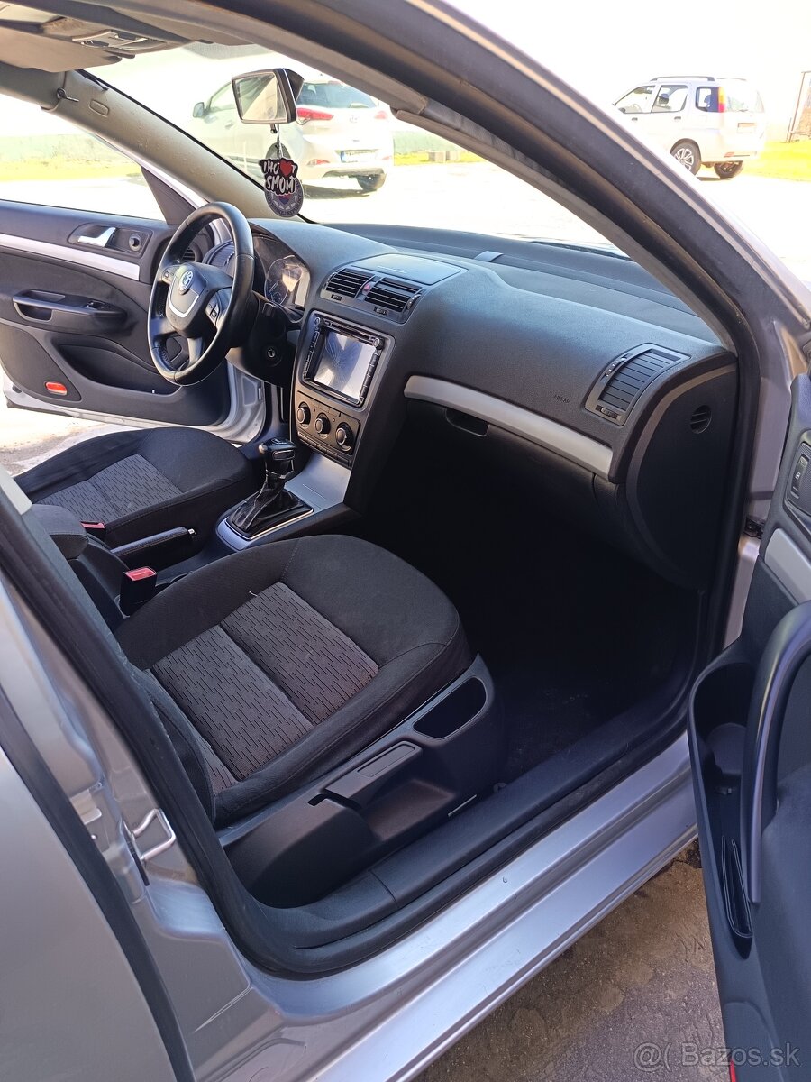 Škoda Octavia 2 - 8