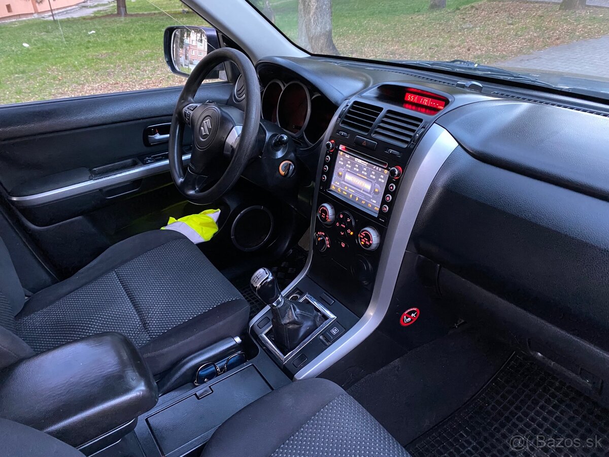 Suzuki Grand Vitara 1.9 DDiS 95Kw - 8