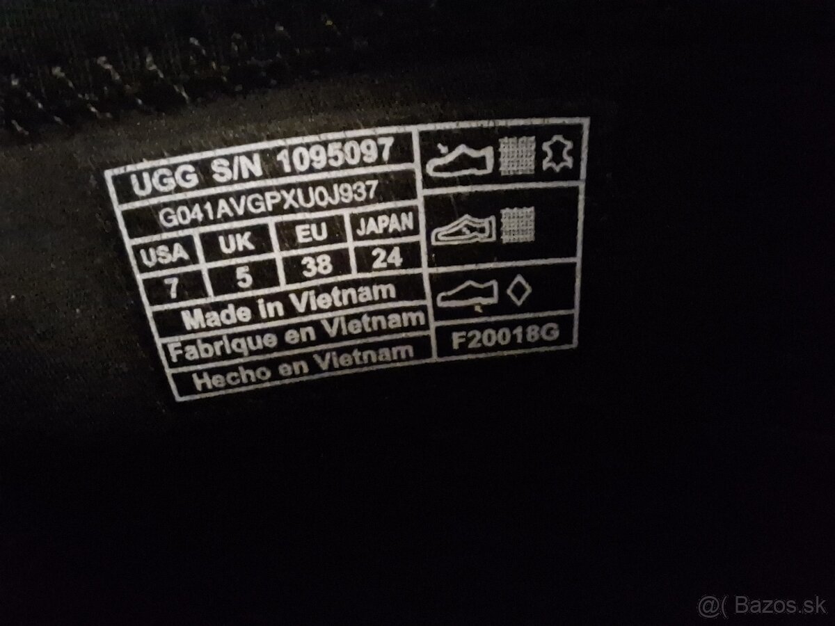 UGG Sneaker Black veľkosť 38 - 8