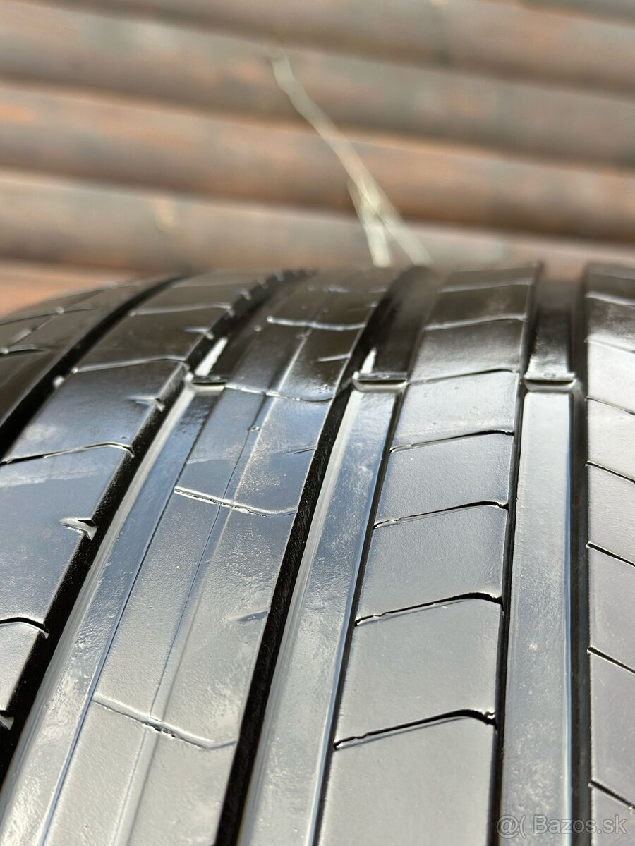 Letná sada 275/50R20 113W Pirelli PZERO MO - 8