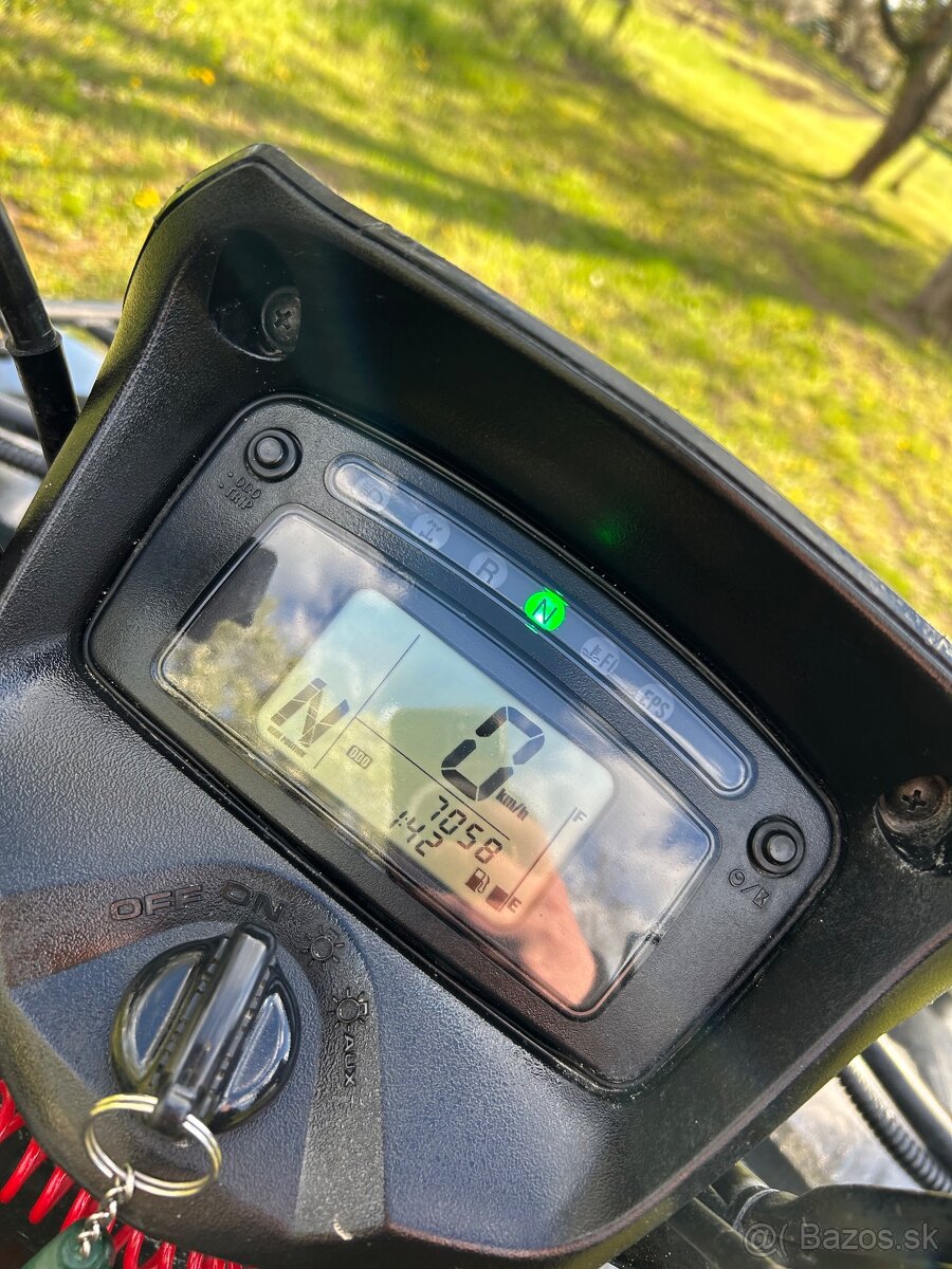 Suzuki Kingquad 750 Servo - 8
