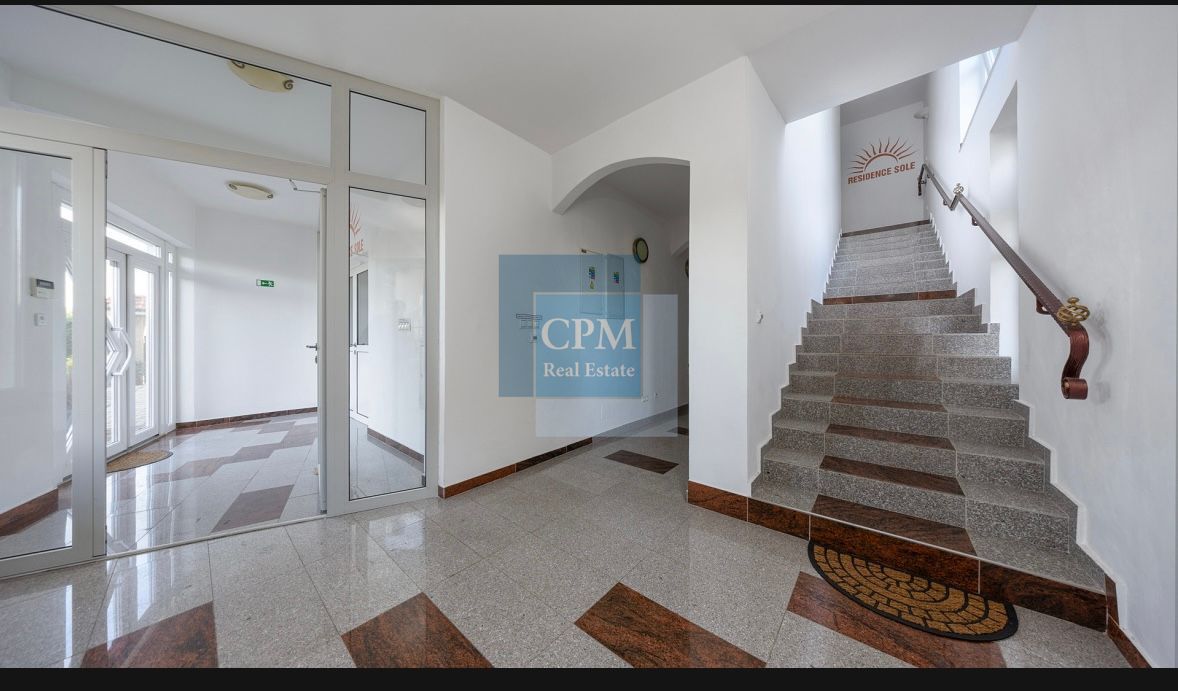 Priestranný 2-izbový byt s veľkou povalou a výbornou energio - 8