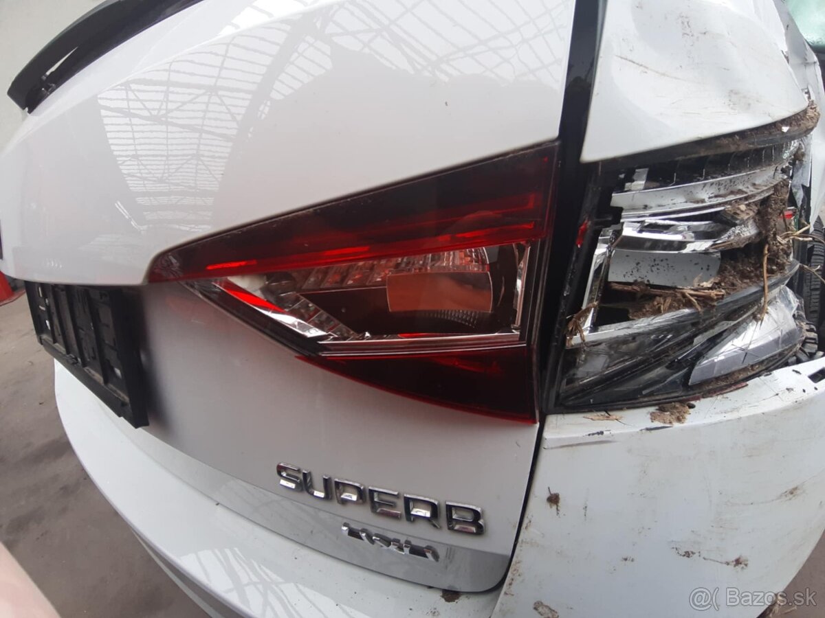 Škoda Superb combi 2,0TDi 140kw - 8