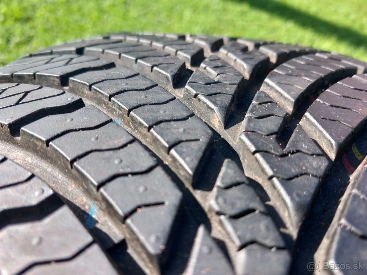 225/50 r17 celoročné pneumatiky - 8