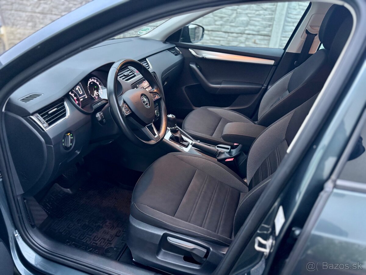 ŠKODA OCTAVIA COMBI 2.0 TDI DSG 110KW 4/2018•FULL LED•CAM - 8