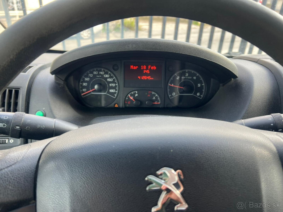 Peugeot Boxer 2,2HDI Chladiak EURO 5 - 8