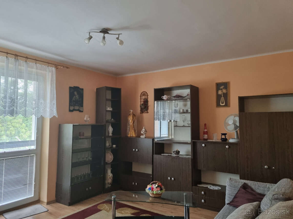 2 IZBOVÝ TEHLOVÝ BYT s BALKÓNOM 58 m2 HOLÍČ- SKALICA - 8