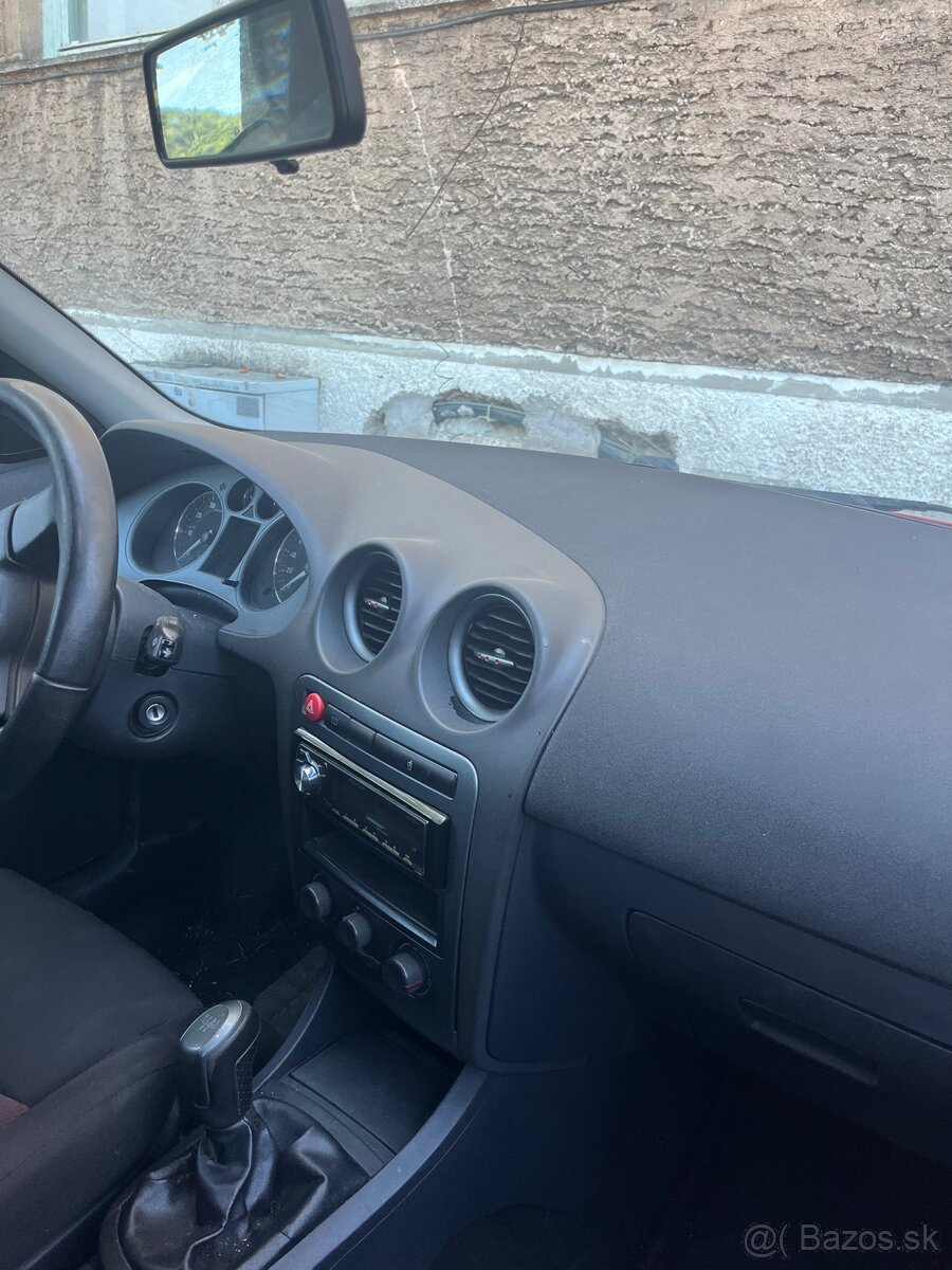 Seat ibiza - 8