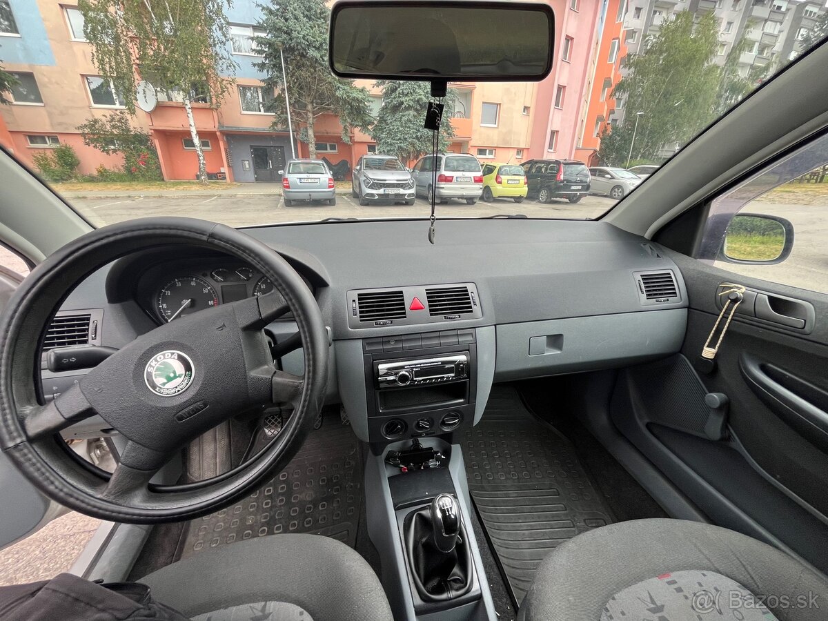 Škoda Fabia - 8