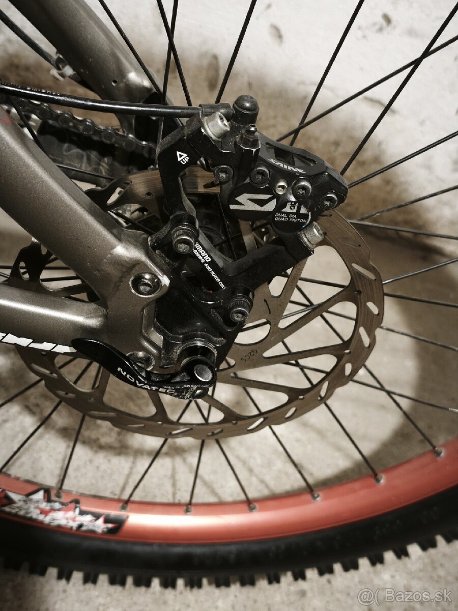 Nukeproof Snap dirt - 8