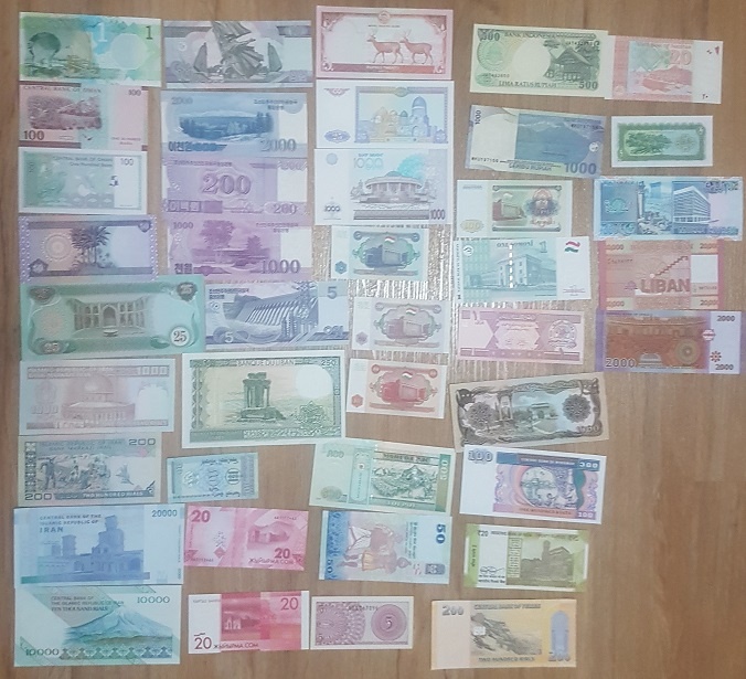 Bankovky 1,5€/ks - 8