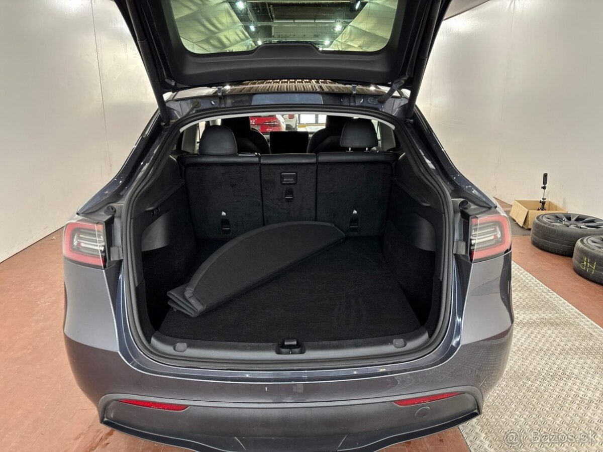 Tesla Model Y Long Range Dual Motor AWD 4x4 378 kw - 8