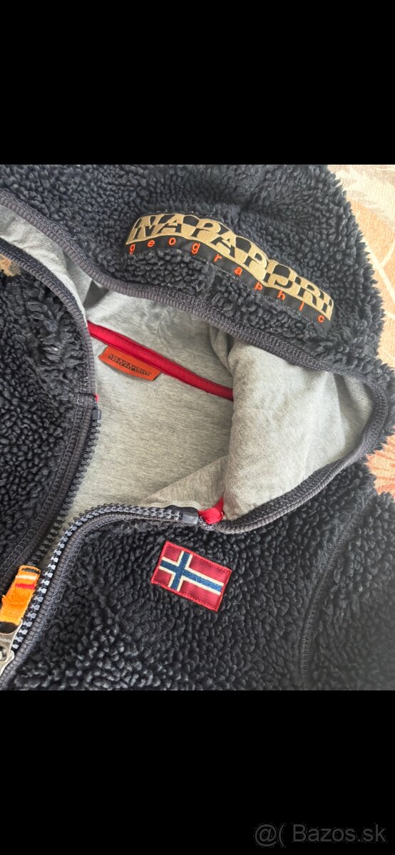 Zateplene mikiny NAPAPIRJI a ine znacky - 8