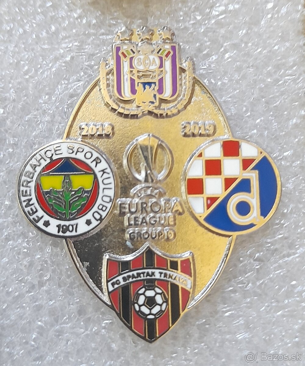 Kúpim odznaky 3 - 8