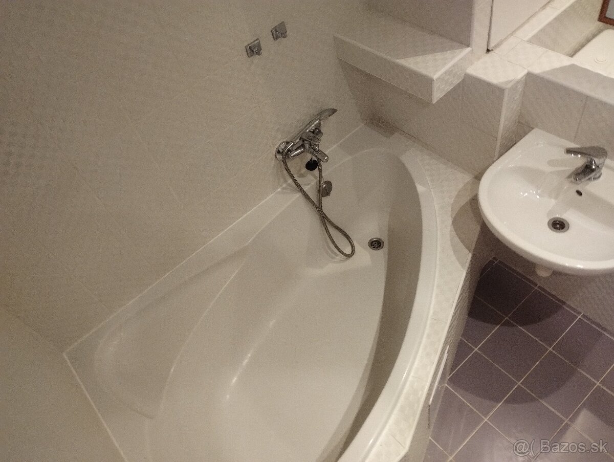 3 izbový byt na Sídlisku Terasa. - 8